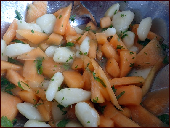 Cantaloupe-pear-mint fruit leather ingredients.