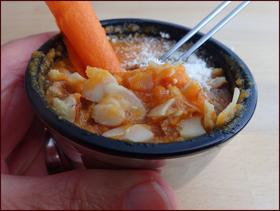 Carrot-cantaloupe fruit leather pudding.