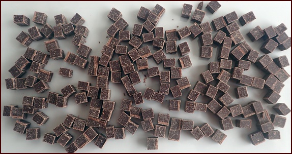 chocolate-chips-for-granola-bars