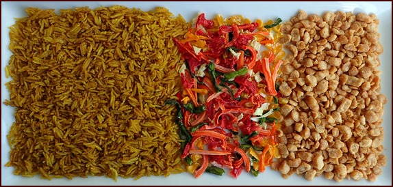 Ingredients for Curry Rice with Vegetables. Chicken-Flavored TVP Bits on right.