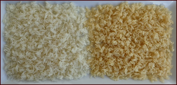 Dehydrated jasmine rice precooked in water with salt (left) or low-fat chicken broth (right).