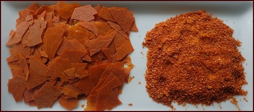 Dehydrated Sweet Potato Pudding. Bark on left, powdered on right.