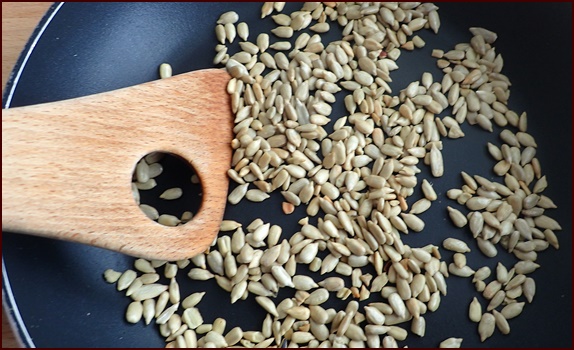 toasting-sunflower-seeds-for-granola-bars