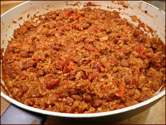 Turkey chili after cooked down to thick consistency for drying.