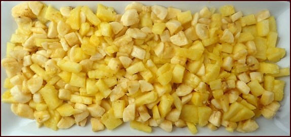 Banana-pineapple fruit leather ingredients.
