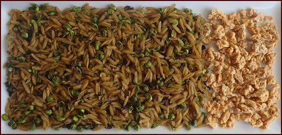 One dehydrated serving of Orzo with Chicken, Peas & Mushrooms.