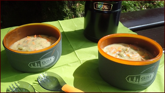 Rehydrated mashed potatoes with beef & vegetables, prepared in a thermos food jar and served in GSI bowls.